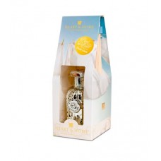 Reed Diffuser: Fresh Linen
